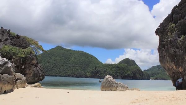 Dovolenka Caramoan filipiny  4